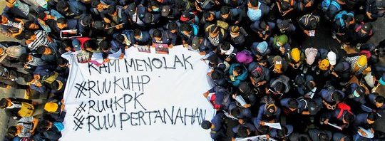 Masalah Mendesak Yang Mesti Diatasi Presiden Indonesia
